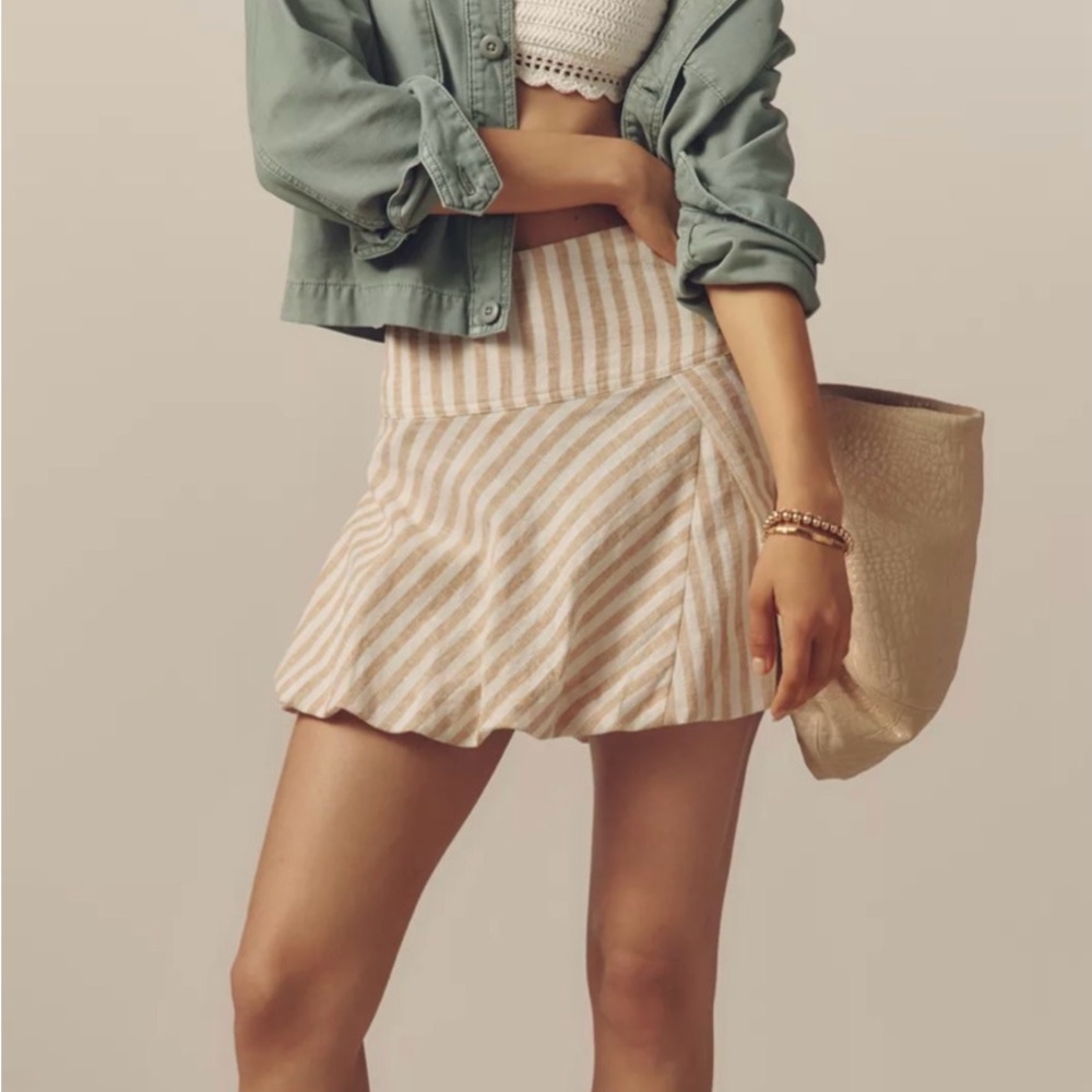 NWT Pilcro Linen-Blend Bubble Mini Skirt – Size L